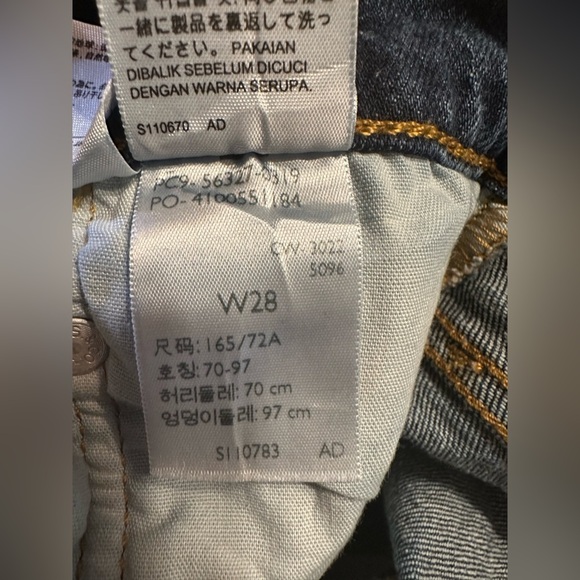 Levi's Women's 501 Original Denim Shorts - Cut Off Blue Sz 28 (j10) - Picture 9 of 9